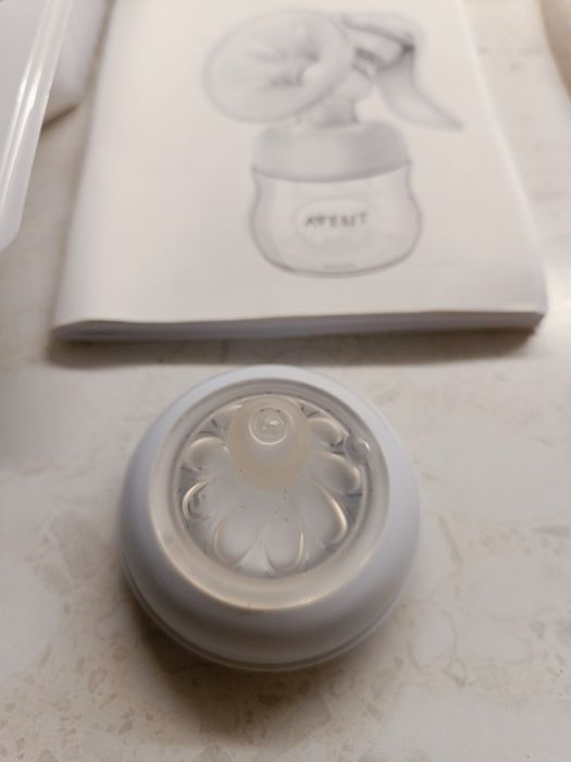 Молокоотсос и бутылочки