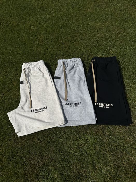 Pantaloni scurti ESSENTIALS  / Colectie 2026