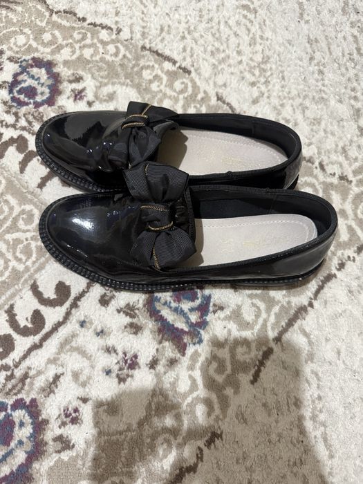 Новые лаковые туфли