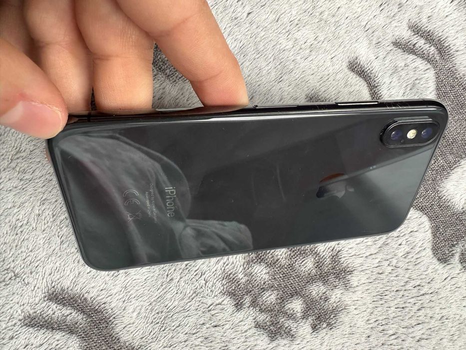 Iphone X Negru 64 GB sau 256 GB Baterie 100% Liber de retea Impecabil