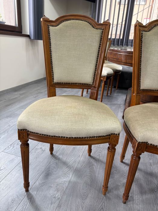 Масивни барокови столове