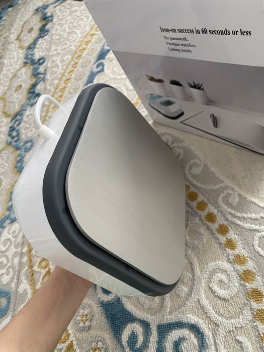 Продаётся ручной термопресс (компактный)