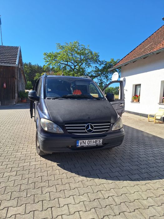 Vând Mercedes vito