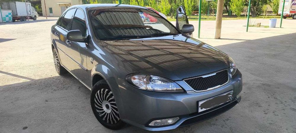 Продаю Деу Джентра