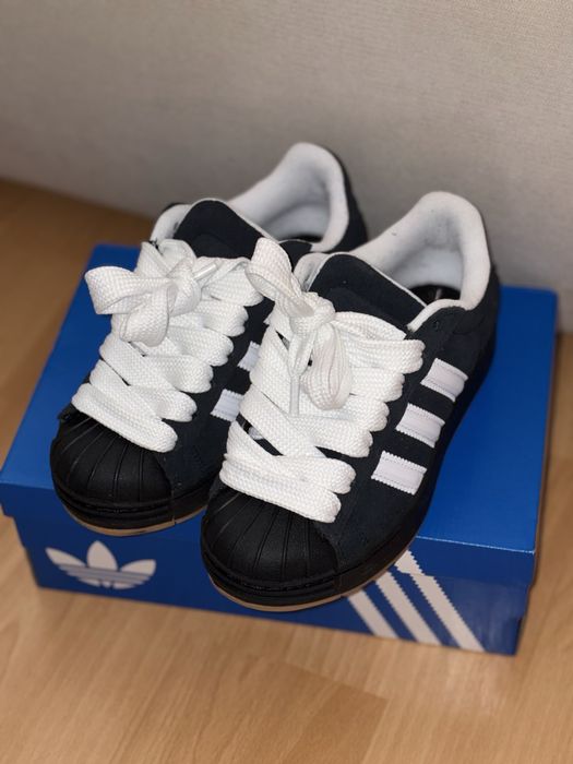 adidas Originals Superstar ST