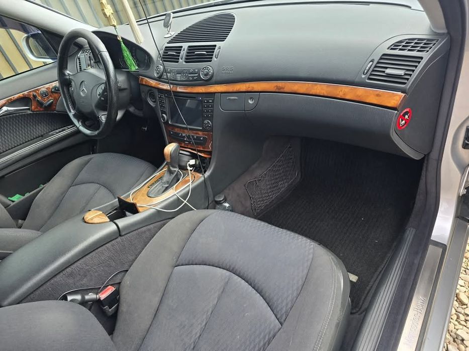 De vânzare autoturism