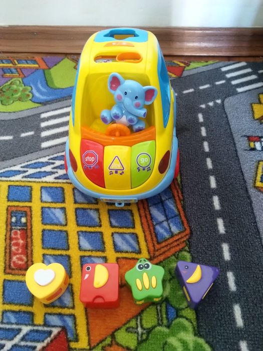 Mașină știe tot hola