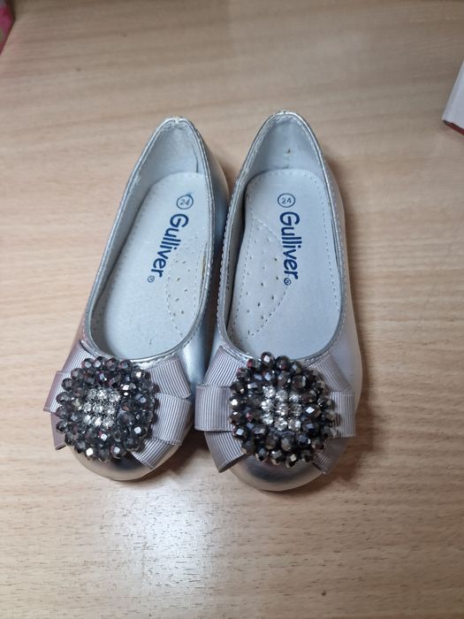 Туфли нарядные 24 размер