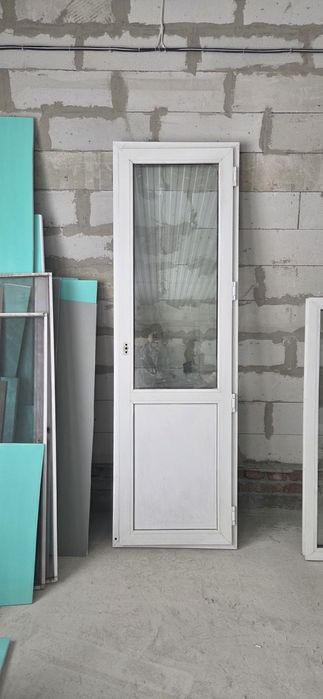 Продам пластиковые окна б/у.