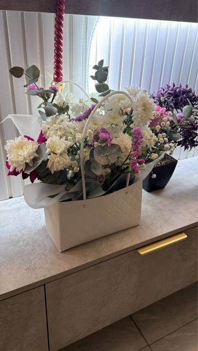 Продам красивый букет цветов