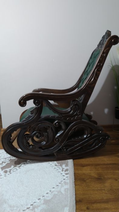 Кралски люлеещ стол