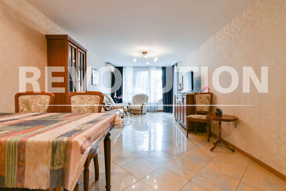 Дава се под наем Тристаен апартамент в София, Хиподрума - 88 кв.м за 800 € - Снимка #1