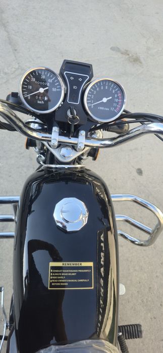 Yangi Moped sotiladi