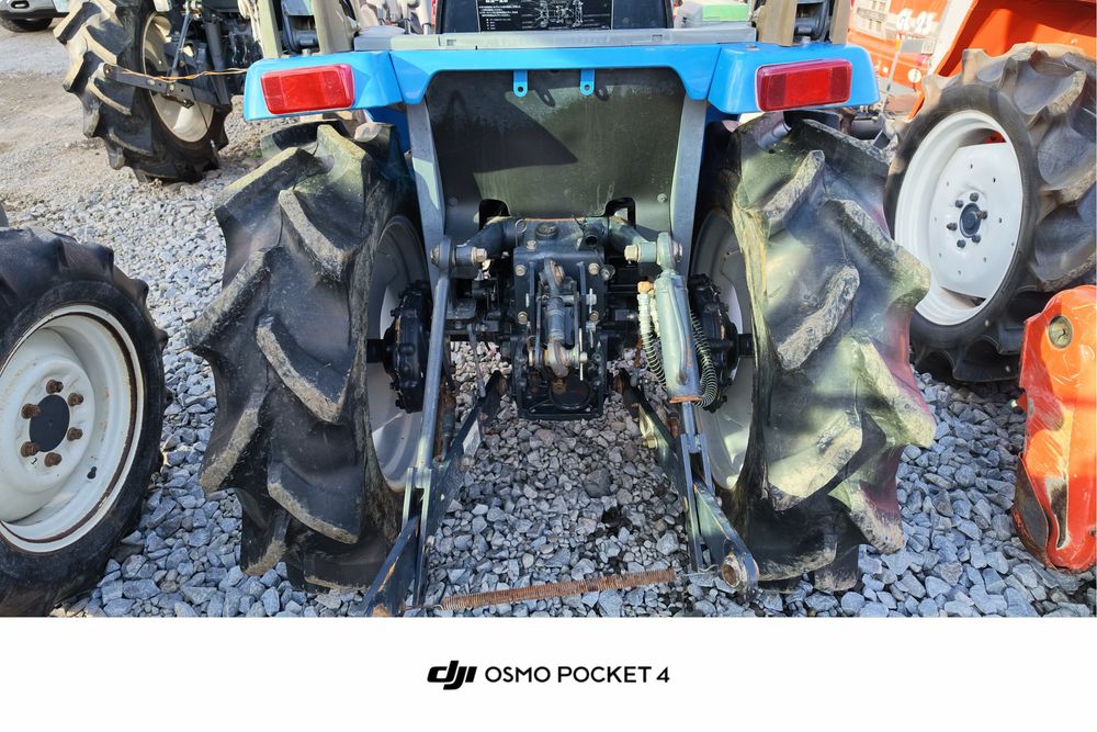 Tractor Japonez Iseki Sial 223