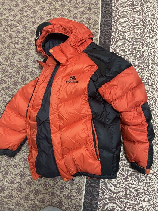 Куртка зимняя mountia  M