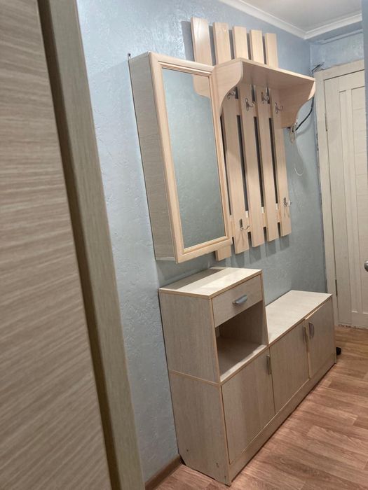 Продам прихожую