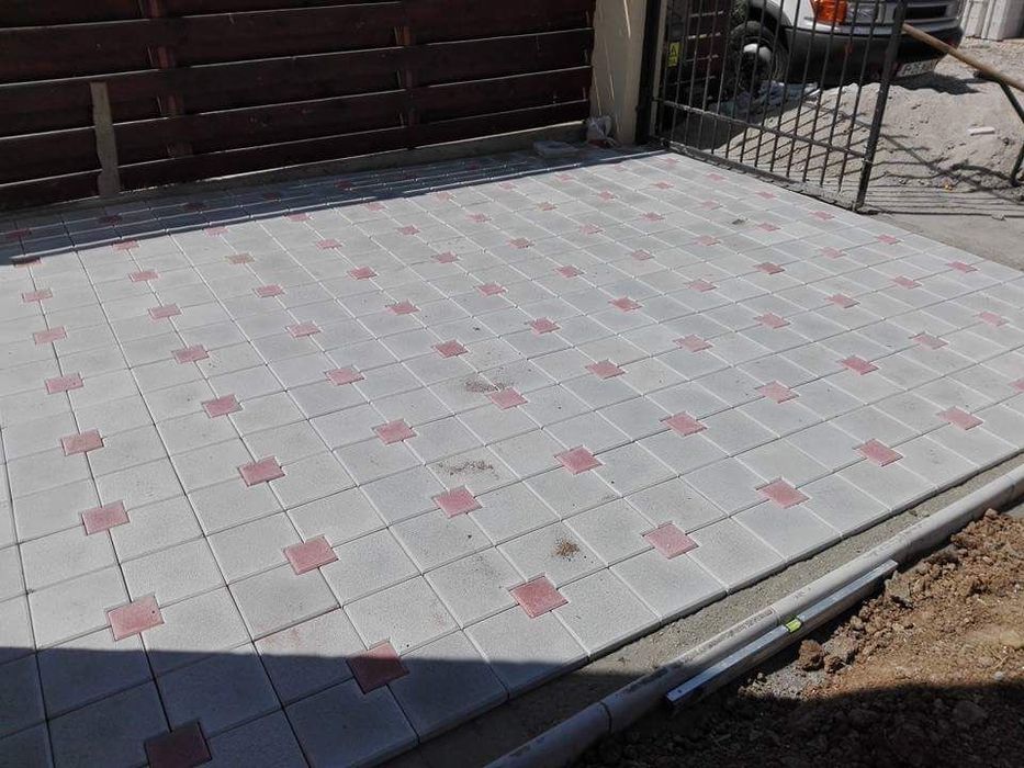 Pavaj Pavele Borduri 20x20 -  40x40 Ilfov Bucuresti. Montaj