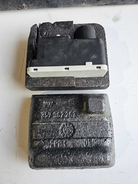 pompa vacum inchidere centralizata volkswagen golf 3 /vento /passat b4