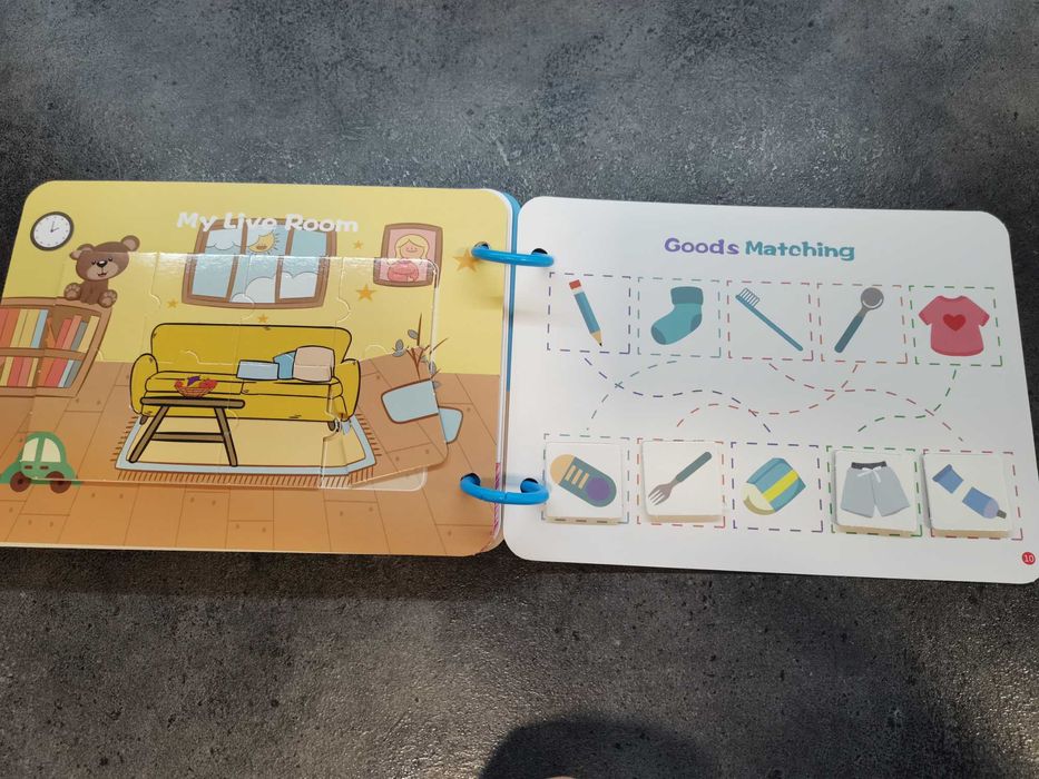 Тиха книжка по метода на Монтесори с подарък рисунки и пастели.