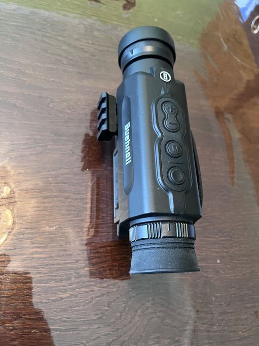 Vedere Nocturna / Nightvision Bushnell Equinox  X650