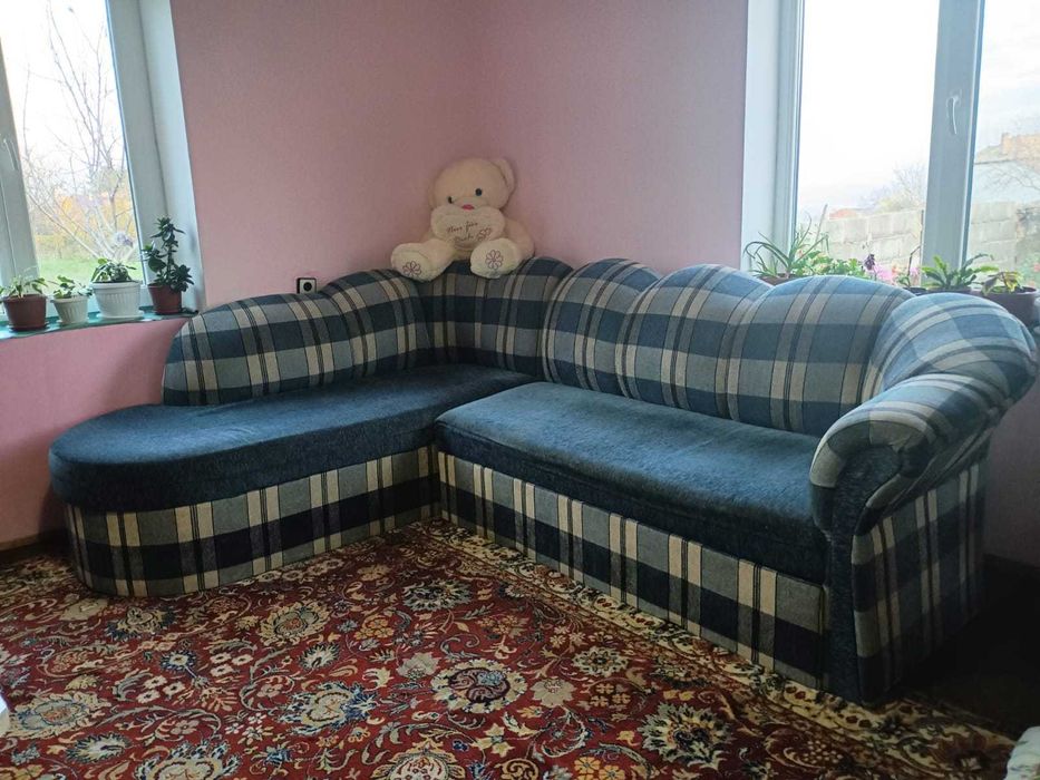 Разтегателен диван "Крокодил"