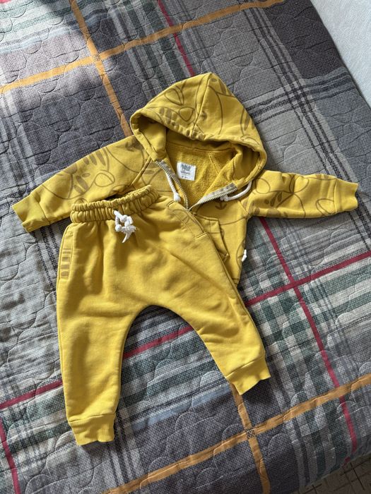 Продам спортивный костюм