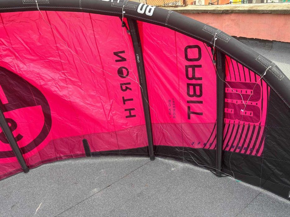 North Orbit 8m 2025 — кайт, Big Air, много добро състояние