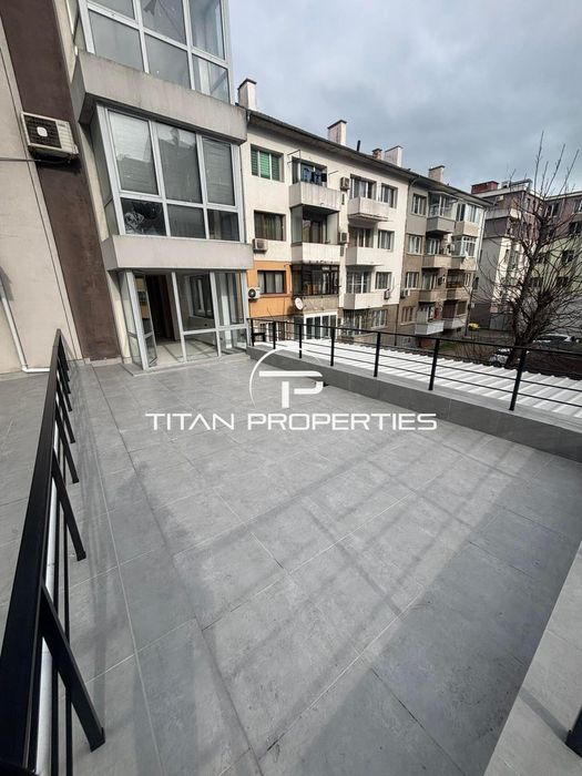 Лична Оферта! Двустаен апартамент с акт 16 в Центъра