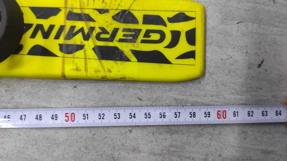 schiuri skiuri GERMINA copii 60cm cu bete fibra arata noi nefolosite