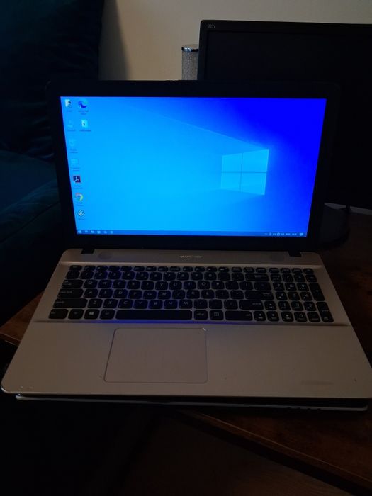 Laptop hp ssd  celeron