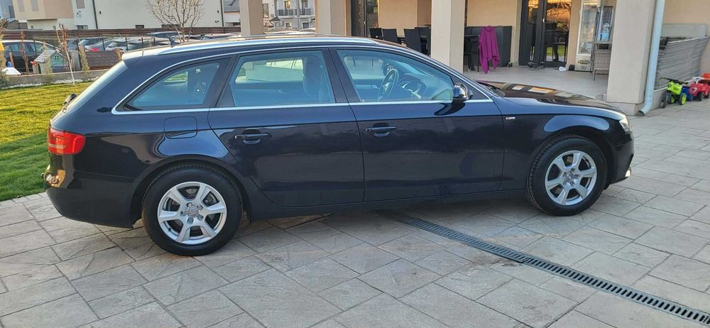 Audi A4 Model S-Line