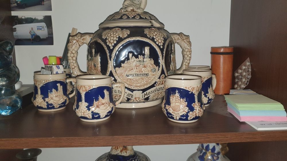 Стар античен супник