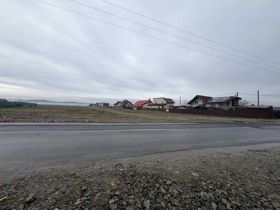 TEREN INTRAVILAN - Targu Jiu - Zona linistita