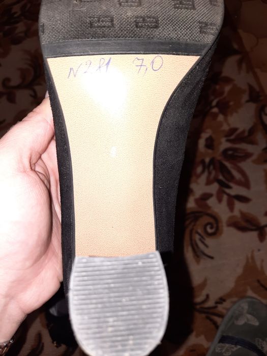 Продам туфли женские