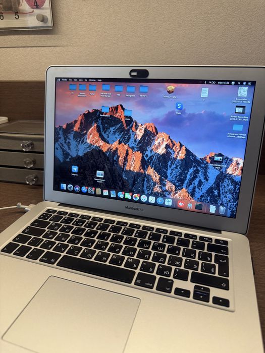 Macbook Air 2017 года 13,3’’ дюйма