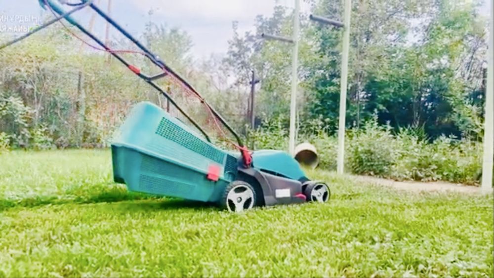 Газонокосилка Bosh