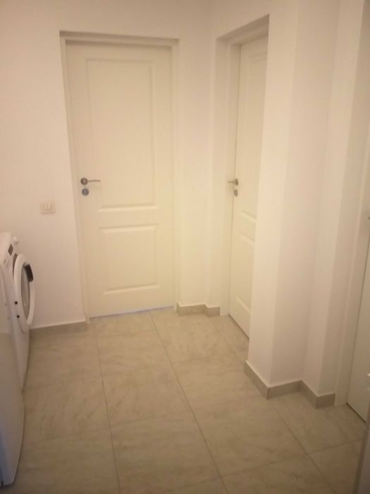 Inchiriez garsonieră