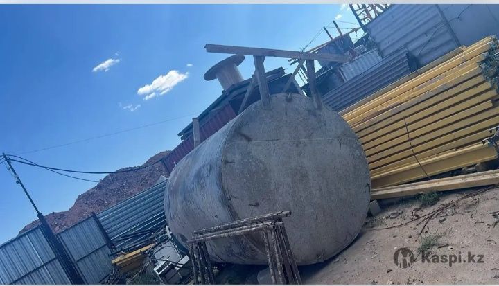 Продам бак для воды