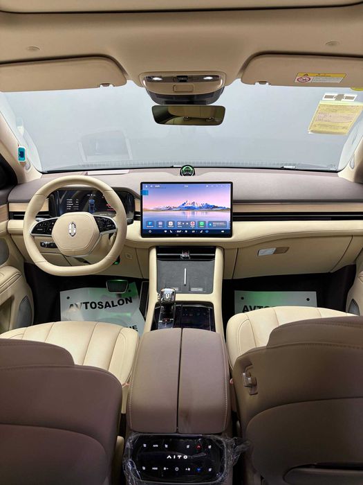 Продается новый AITO M7