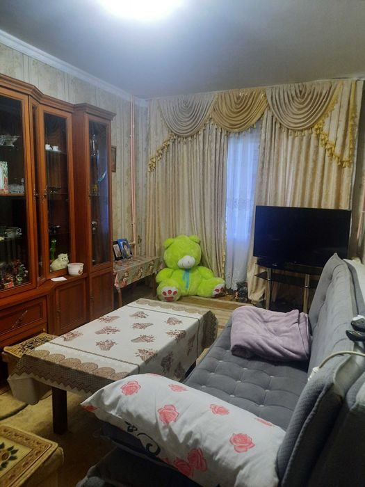 Продается 3 комн квартира