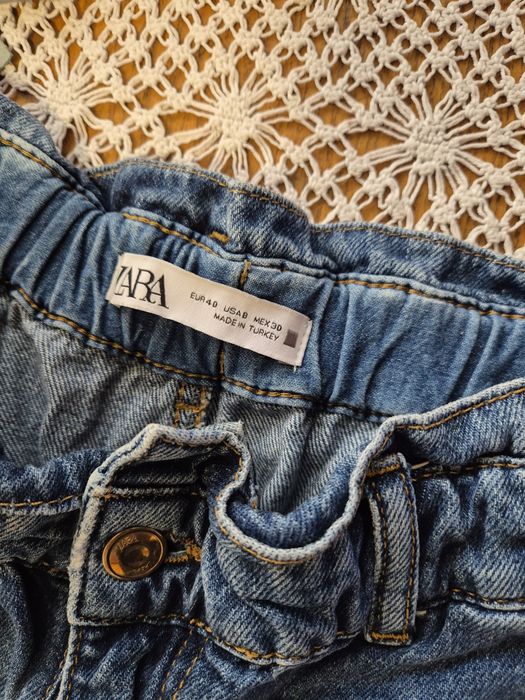 Комплект Дънки Zara + тениска Л размер