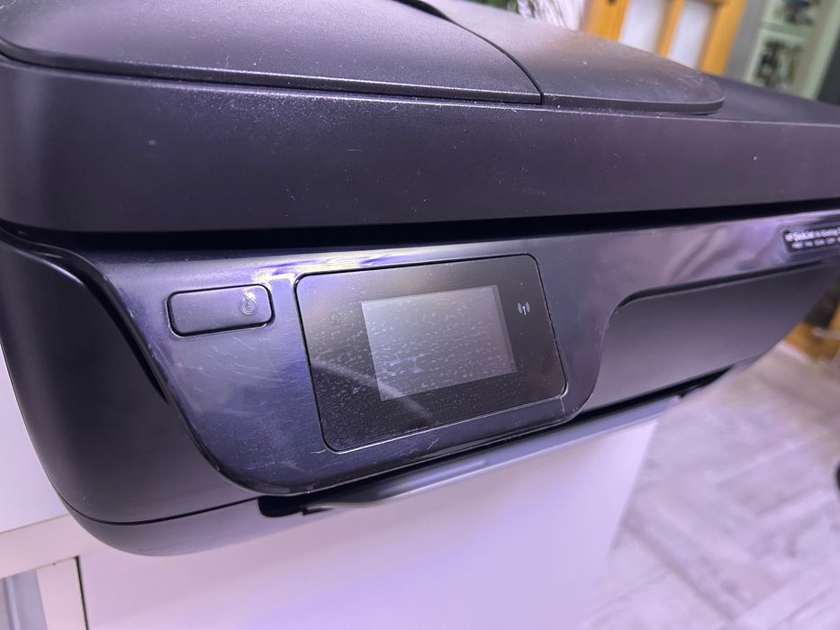 Imprimantă HP DeskJet Ink Advantage 3835