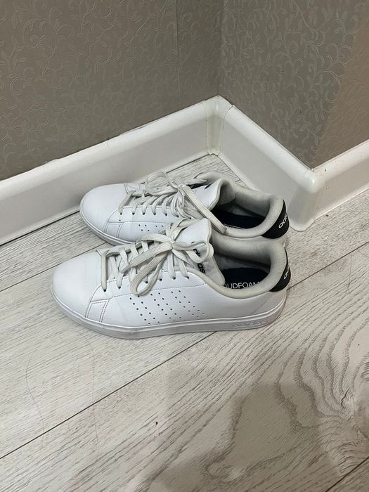 Кеды на теплый сезон Adidas