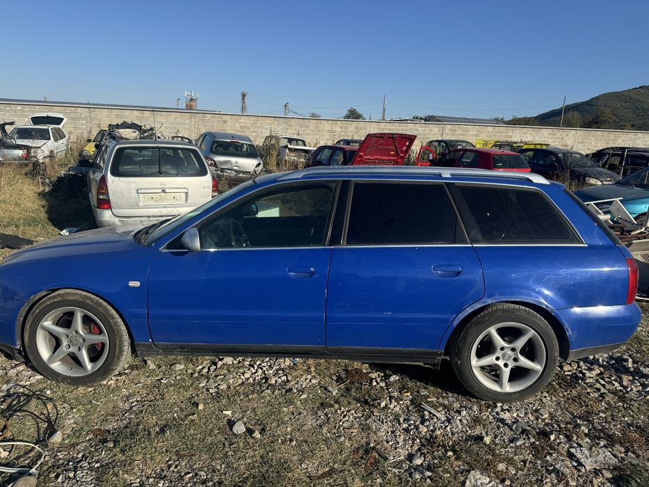 Audi a4 на части !