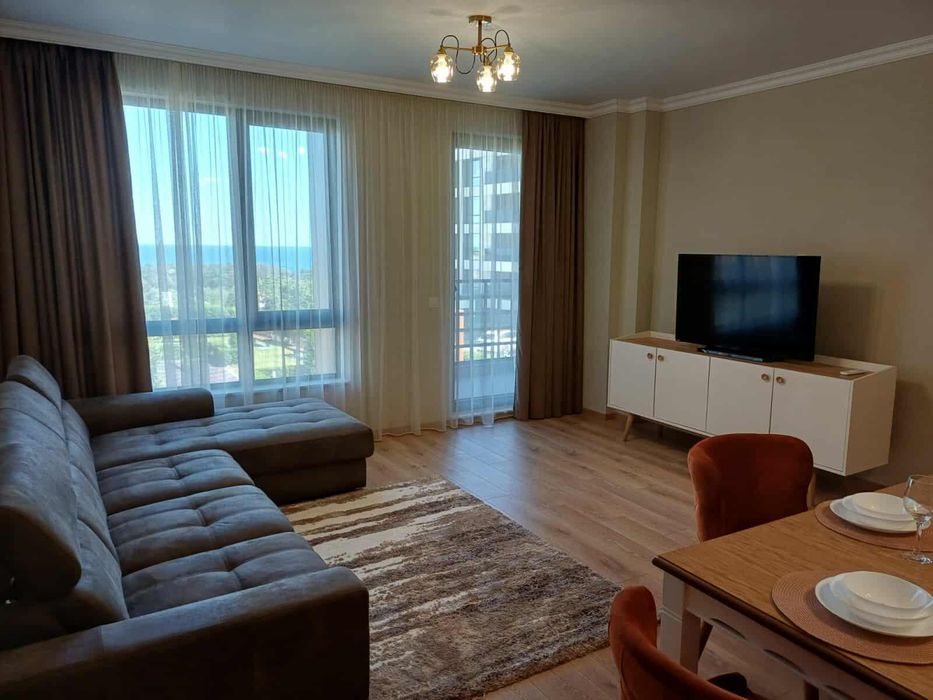 Дава се под наем Двустаен апартамент в Варна, м-т Евксиноград - 83 кв.м за 1100 € - Снимка #2