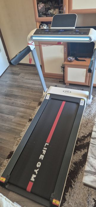 Бягаща пътека Life Gym, Ultimate home treadmill, 15км, Бяла
