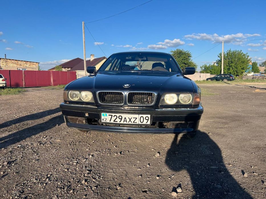 BMW 728 I (Синий Металлик)