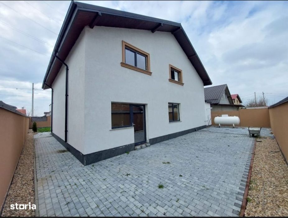 Casa cu finisaje, 216 mp, zona Parcul Romanescu