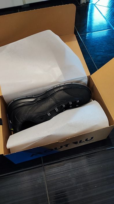 Работни обувки размер 44