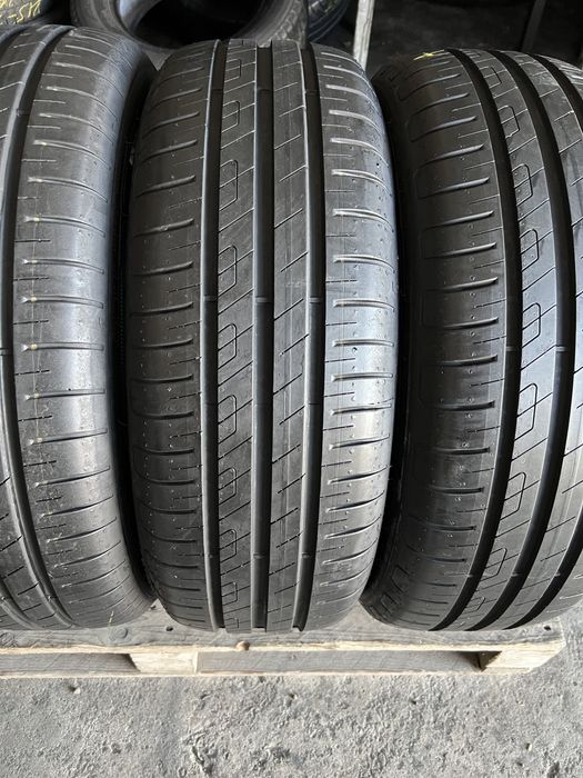 4 anvelope de vara 195/55/16 Goodyear CA NOI!